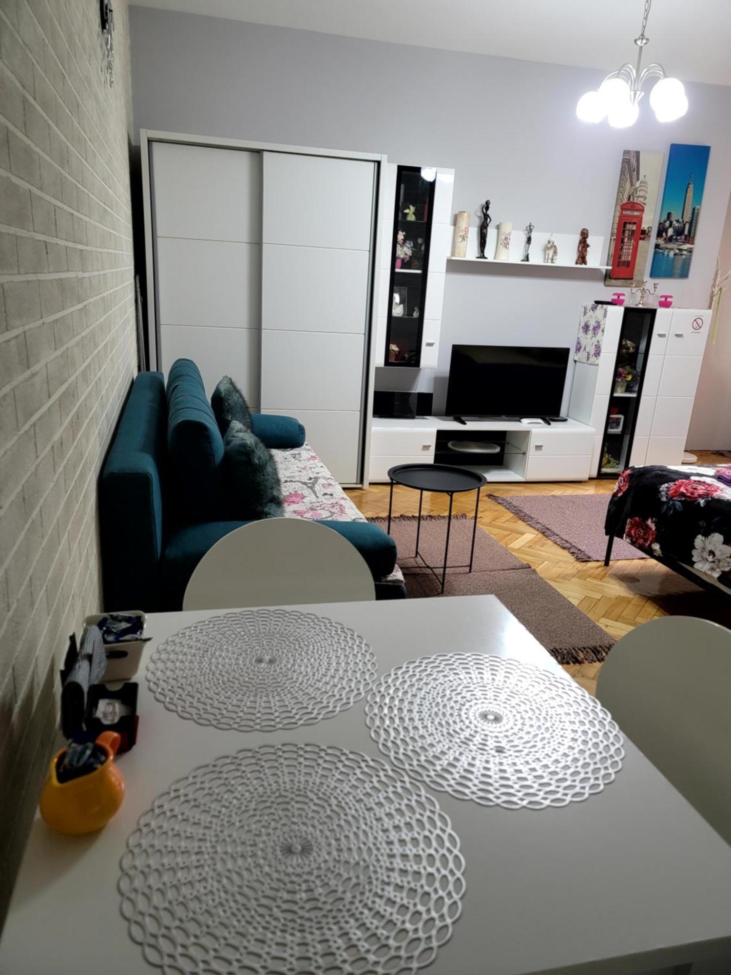 Apartman "Garden" Нови Сад Екстериор снимка