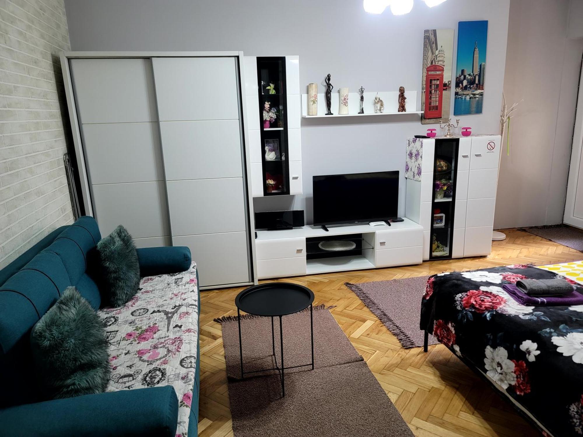 Apartman "Garden" Нови Сад Екстериор снимка